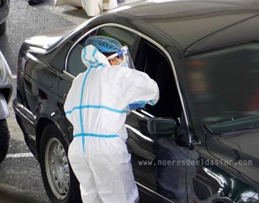 Coronavirus Comunitat Valenciana – Los contagios caen a 5.948 tras el fin de semana y los decesos a 7 Toma de pcr en vehículo - archivo