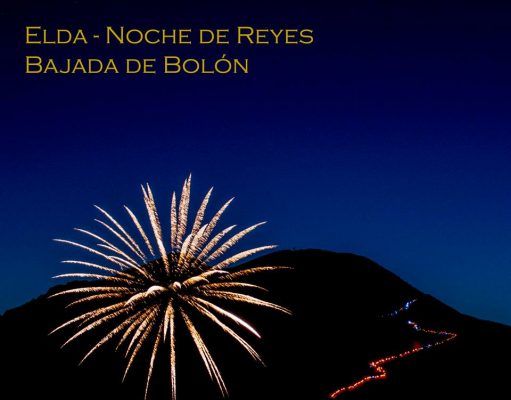 Sólamente dispositivos led para la Bajada de Antorchas de Bolón por la alerta de incendios a causa de fuertes rachas de viento Bajada de antorchas en Bolón, Elda, la noche de Reyes Magos Foto - @juanjustamante