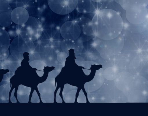 Las niñas y niños de Petrer, podrán vivir la llegada de Sus Majestades los Reyes Magos de Oriente a la ciudad, el martes 5 a partir de las 20.00 a través de las redes sociales institucionales y de televisiones locales Reyes Magos Petrer 2021