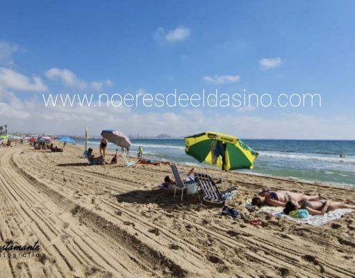 La Comunitat Valenciana ha propuesto al Ministerio de Sanidad que la mascarilla no sea de uso obligatorio mientras se toma el sol y durante el baño Playa de San Juan Alicante