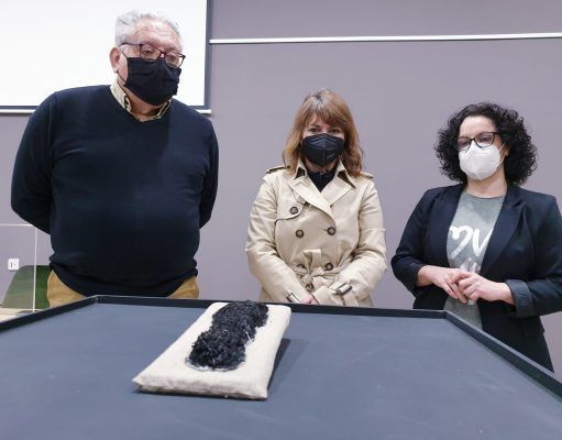 Restaurada una suela de esparto de época romana hallada en los años setenta en el Yacimiento de El Monastil de Elda El Museo Arqueológico de Elda restaura una suela de esparto de época romana