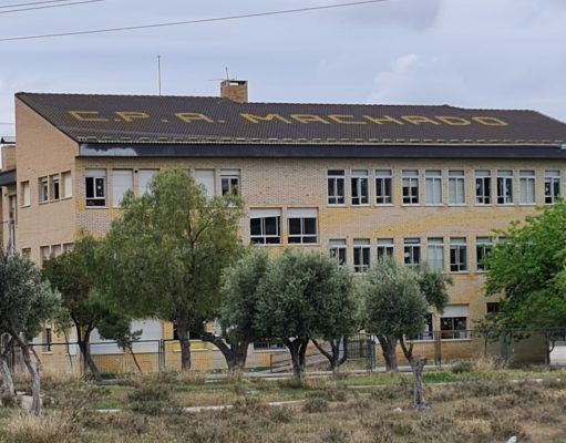 Elda aumenta un 16,2% el presupuesto para educación pública en 2025 Colegio Público Antonio Machado Elda