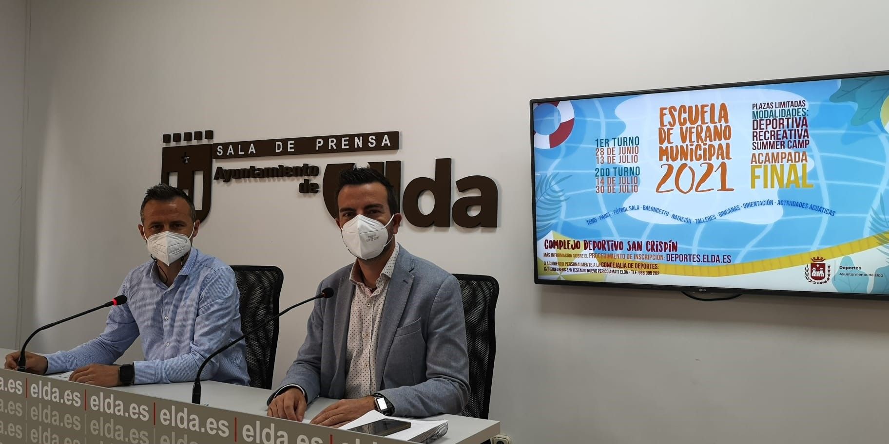 El concejal de Deportes, Fernando Gómez, ha presentado hoy la Escuela Municipal de Verano