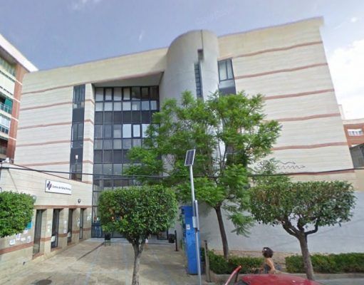 Sanidad reorganiza la actividad en los centros de salud para optimizar la asistencia y evitar a la ciudadanía desplazamientos innecesarios Centro de Salud Acacias en Elda