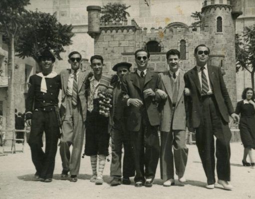 Petrer tendrá un castillo de embajadas renovado para los moros y cristianos 2022 El castillo de Embajadas de Petrer se construyó en 1950