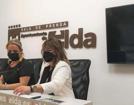 El Museo del Calzado de Elda acoge del 12 de junio al 3 de julio la exposición de pintura ‘Com el fum’, del artista valenciano Xesco Máñez El Museo del Calzado de Elda acoge la exposición de pinturas ‘Com el fum’, del artista valenciano Xesco Máñez