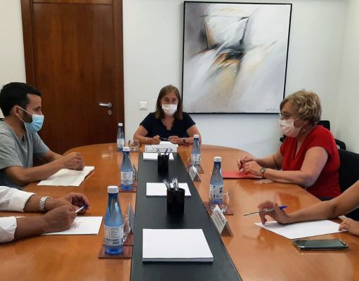 La campaña de vacunación entrará en la recta final la semana que viene con la vacunación del alumnado de la Comunitat Valenciana La consellera de Sanidad, Ana Barceló, y el conseller de Educación, Vicent Marzà, se han reunido esta mañana para abordar el proceso de vacunación del alumnado valenciano.