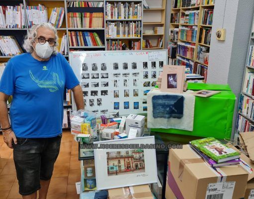 Campaña de recogida de medicamentos y fondos en Elda para enviar a Cuba, gracias al eldense Antonio Muñoz, en la librería Martín Fierro Campaña de recogida de medicamentos y fondos en Elda para enviar a Cuba