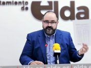 El Ayuntamiento de Elda pone en manos de la Fiscalía la contratación como administrativo interino de un concejal de Aspe por un supuesto delito de falsedad documental Jesús Sellés