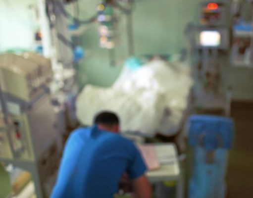 1.097 nuevos casos de coronavirus y 5 brotes de 10 o más casos en la Comunitat Valenciana UCI - Archivo