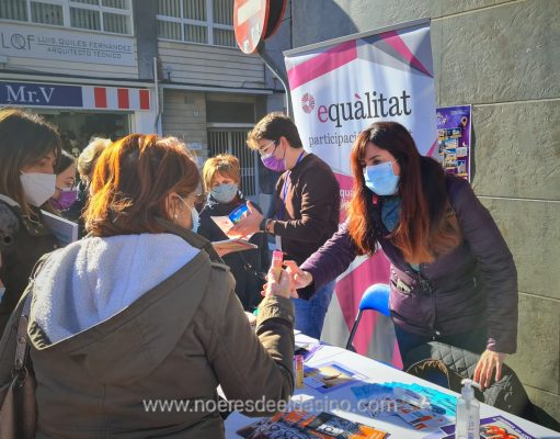 El Ayuntamiento inicia la campaña ‘Elda siempre a tu lado’ para divulgar los recursos disponibles contra la violencia de género Campaña ‘Elda siempre a tu lado’