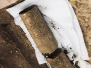 Sale a la luz una columna romana excepcional en las excavaciones de la plaza de Baix de Petrer Columna de época romana vinculada a Villa Petraria