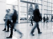 Sanidad retira el uso obligatorio de mascarilla en centros sanitarios ante el descenso de la incidencia de infecciones respiratorias Fin de las mascarillas