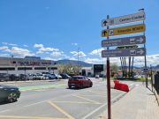 Se inician los trabajos de renovación de la señalización vertical de Elda Señalización vertical de Elda