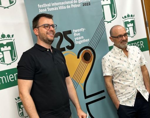 El Festival de Guitarra de Petrer celebra su cuarto de siglo con la creación de la primera orquesta sinfónica del municipio Festival de Guitarra de Petrer
