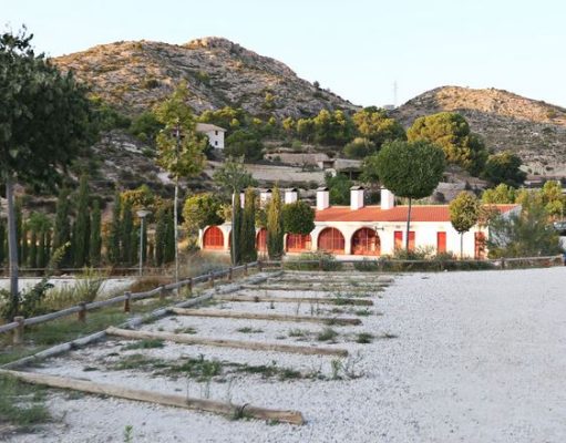 Debido a la ola de calor Petrer cierra las barbacoas en las áreas recreativas de Ferrusa y Caprala Área recreativa de Ferrusa Petrer
