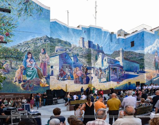 La renovación y puesta en valor de la Plaza de Arriba pone la primera piedra en el proceso de transformación del casco antiguo de Elda