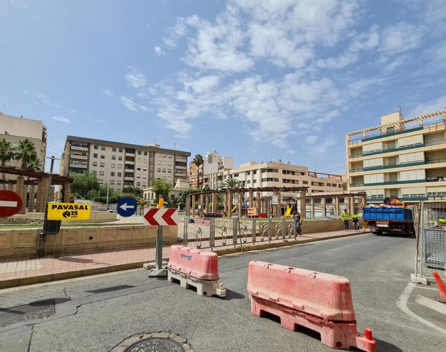 Han comenzado las obras de remodelación de la Plaza de los Trabajadores del Calzado, conocida popularmente como Plaza del Zapatero