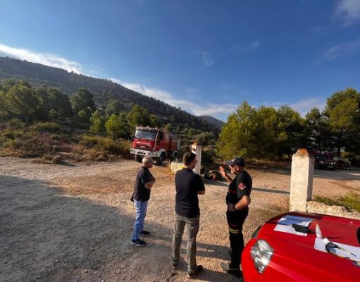 Controlado el incendio de la zona de Puça y la Serra del Cavall de Petrer Incendio Petrer 18-08-2022