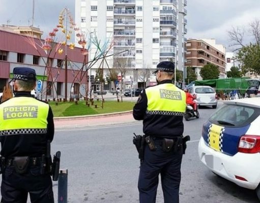 La Policía Local desmantela un almacén que vendía alimentación de manera ilegal en Elda Policía Local de Elda - Archivo