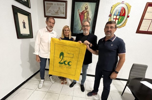 Los Moros Viejos de Petrer culminan la celebración de su 200 aniversario con un desfile en el que participarán más de 1.500 personas Los Moros Viejos de Petrer culminan la celebración de su 200 aniversario con un desfile en el que participarán más de 1.500 personas