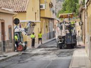 Finalizan las obras para la mejora de la accesibilidad y el asfaltado de la calle Pedro Amat, en el barrio de Estación