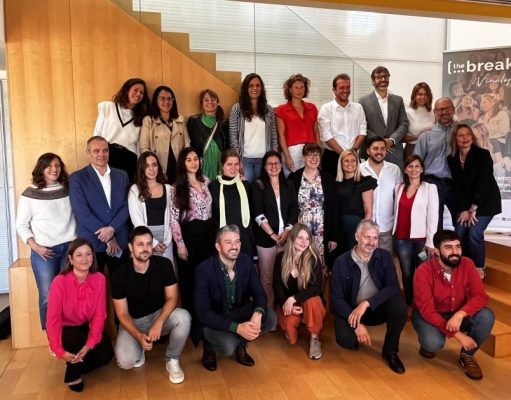 Petrer y Elda, epicentros del emprendimiento en la Comunidad Valenciana con la llegada de 24 emprendedoras europeas del proyecto The Break Vinalopó Foto de familia. Presentación The Break Vinalopó