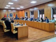 Elda suspende la tasa de mesas y sillas durante los seis primeros meses de 2023 y congela todos los impuestos y tasas durante el próximo año Pleno Municipal de Elda