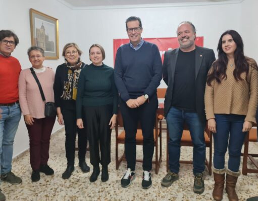 El Ayuntamiento de Elda y Cáritas firman el convenio de colaboración que permitirá a la ONG mantener diferentes programas de ayudas y de acogida a personas en riesgo de exclusión