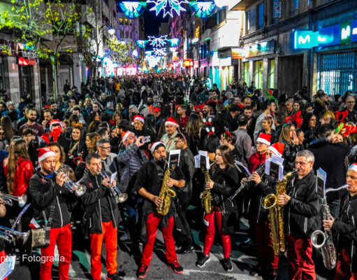 Elda se prepara para celebrar el próximo 24 de diciembre la Tardebuena más multitudinaria Tardebuena Eldense @juanjustamante - Fotografía