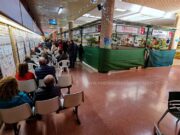 Retrasos para la adjudicación de los bonos de consumo a los mayores de 65 años en Elda