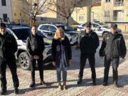 La Policía Local de Petrer renueva su flota con tres nuevos coches patrulla en los que se invertirá 170.000 € en tres años La Policía Local de Petrer renueva su flota con tres nuevos coches patrulla
