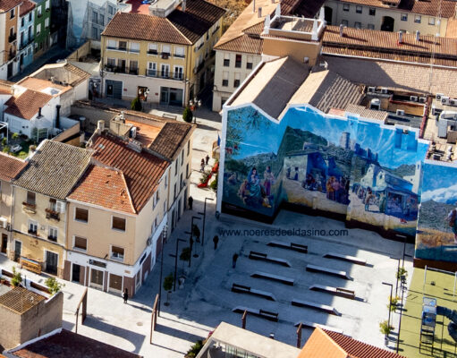 Si tienes un comercio en el Centro Histórico de Elda, esto te interesa, subvenciones de apoyo. Plaza de Arriba Elda