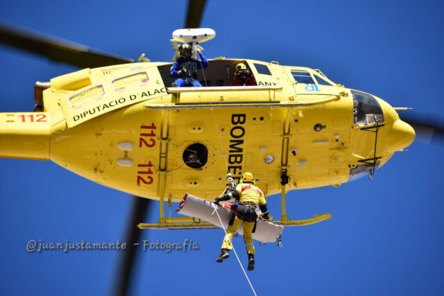 Helicóptero 112 - Bomberos - @juanjustamante - Foto