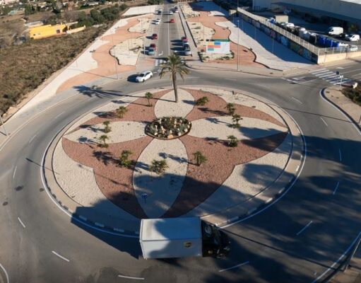 Petrer mejora el polígono industrial Salinetes con una nueva inversión cercana a los 200.000 €