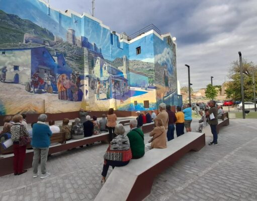 Más de 10.000 personas asistieron a las 72 actividades turísticas ofrecidas por el Ayuntamiento de Elda y pasaron por la Tourist Info a lo largo del año 2022 Visita de un grupo de personas de Galicia a Elda