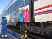 1.3 millones de euros nos cuesta a los ciudadanos de la Comunitat Valenciana el vandalismo grafitero en los trenes de Renfe Vandalismo grafitero en los trenes de Renfe en la Comunitat Valenciana