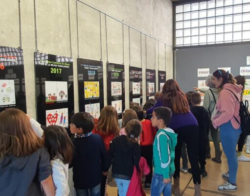 El Museo del Calzado de Elda acoge la exposición y votación presencial de los dibujos participantes en el XVI Concurso ‘Mamá Trabajadora’