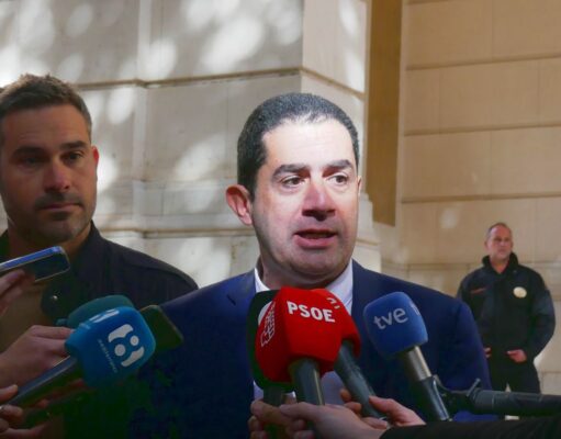 El PSPV-PSOE y Compromís en la Diputación de Alicante solicitan un pleno extraordinario para hablar de los tránsfugas Parra y Gutiérrez