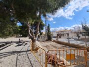 Se inicia la rehabilitación del módulo de aseos, el pavimento y diferentes elementos públicos del parque de San Crispín