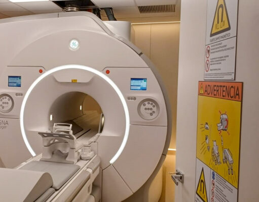 El Hospital de Elda pone en funcionamiento el nuevo equipo de resonancia magnética valorado en más de un millón de euros