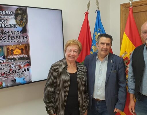 Concierto de la Orquesta de Cámara Ciudad de Elda y Carasses para celebrar el 25 aniversario de la Coral de los Santos Patronos en el Teatro Castelar