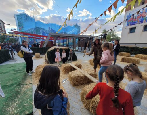 La Feria Medieval de Elda bate récord con una asistencia de 25.000 visitantes de toda la provincia Feria Medieval de Elda