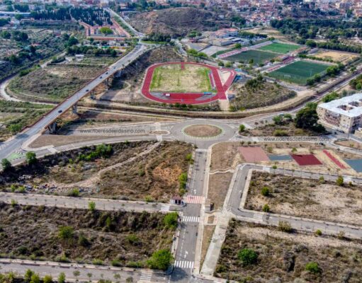 Abiertas al tráfico las calles de la urbanización del Plan Parcial de la Casa Colorá que conecta Huerta Nueva con la Avenida de la Libertad Vista aérea del Plan Parcial de la Casa Colorá