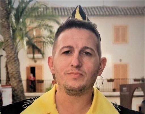 La Comparsa de Piratas de Elda ya tiene nuevo presidente, Omar Ibáñez Vera Omar Ibáñez Vera es el nuevo presidente de la Comparsa de Piratas de Elda