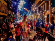 9 de octubre en Elda, pasacalles, himnos a cargo de la banda AMCE Santa Cecilia y el 11 el espectacular Correfocs Correfocs Elda 2022 @juanjustamante - Foto