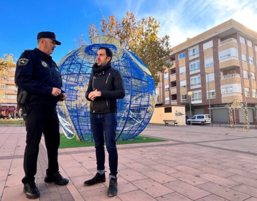 La Policía Local de Petrer activa la campaña “comercio seguro” para reforzar la vigilancia en las principales áreas comerciales del municipio La Policía Local de Petrer activa la campaña “comercio seguro”