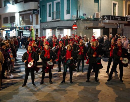 Las calles de Elda se llenaron de pasodobles y marchas moras Desfile de collas Elda - 2024