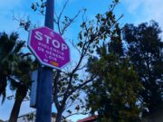 El Ayuntamiento de Elda completa la instalación de señales contra la violencia de género en diferentes puntos de la ciudad