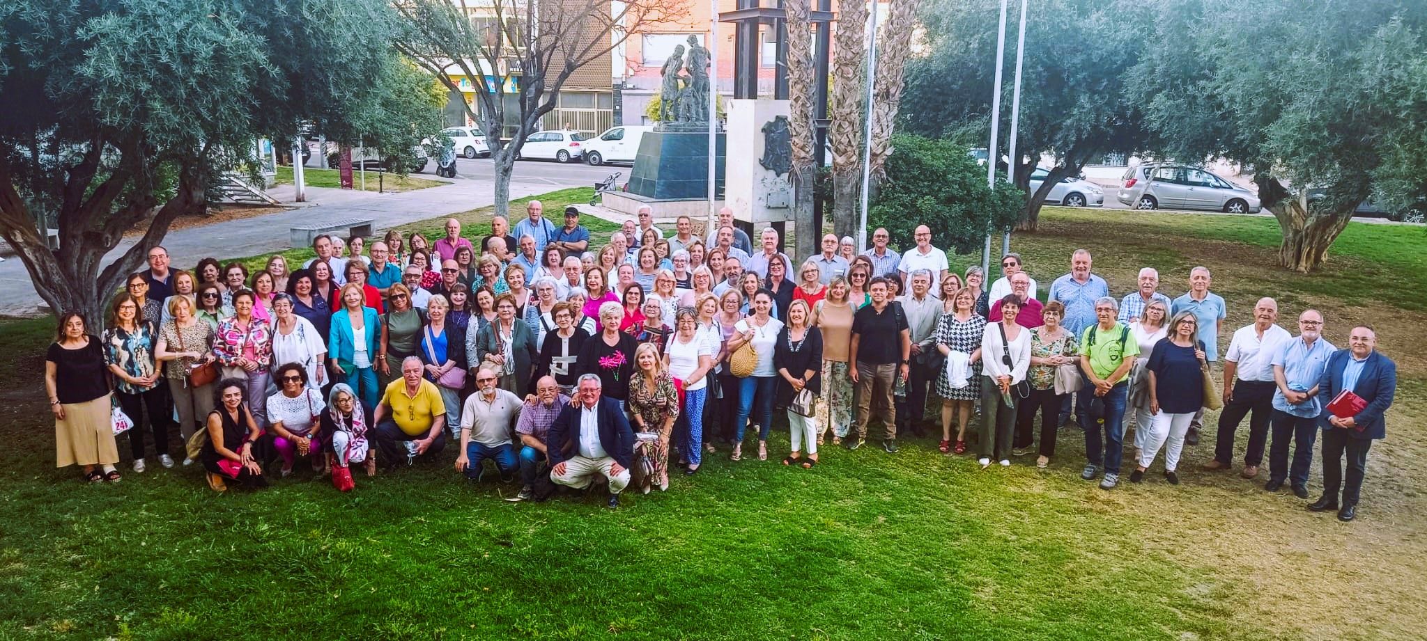 LOS VERSOS DE MACHADO ACOMPAÑAN A LA UNED DE ELDA EN EL FINAL DE CURSO